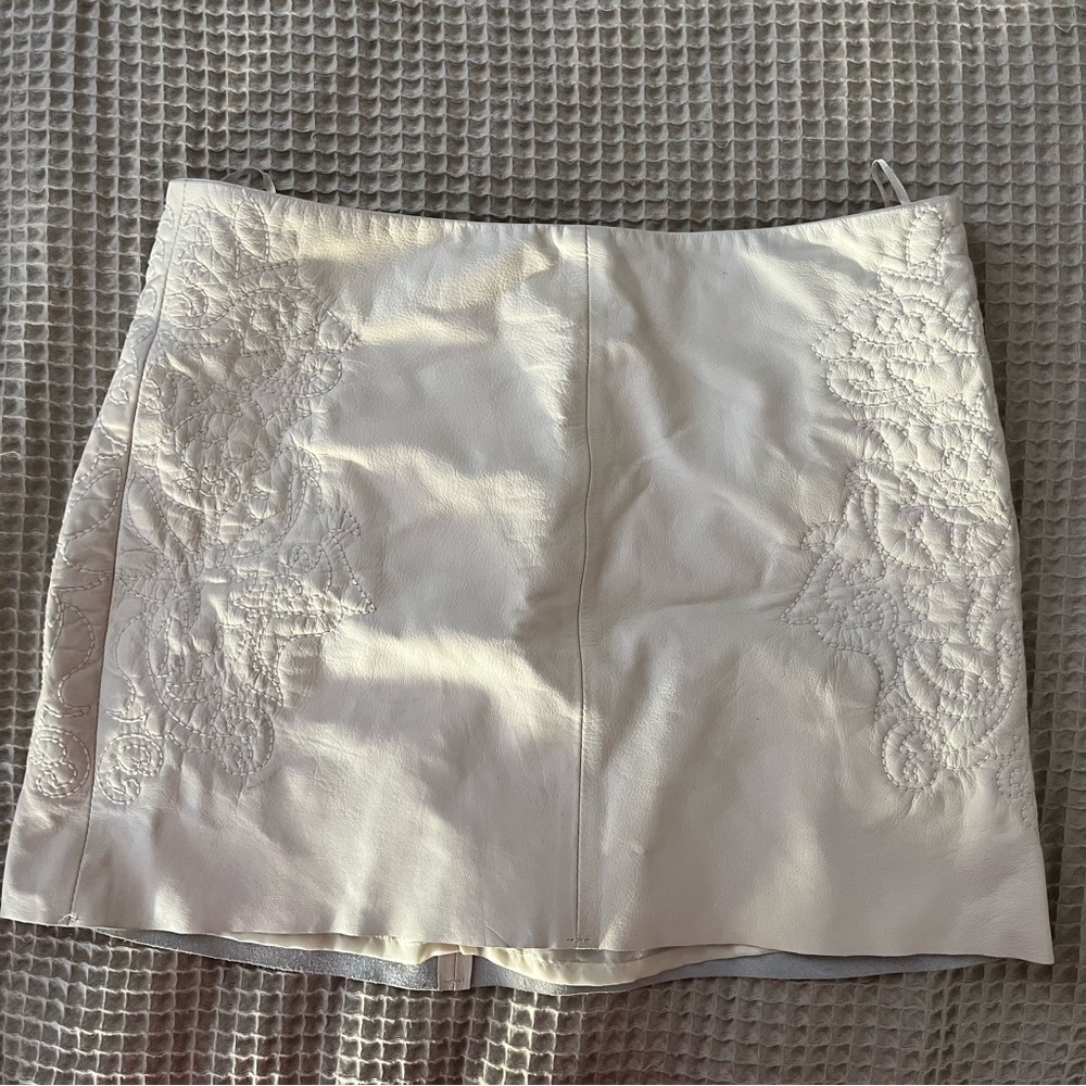 Zara Cream Leather Embroidered Mini Skirt